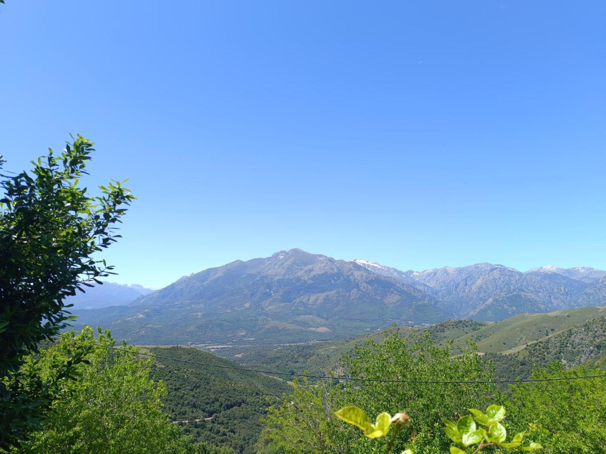 ホテル Parfumu Di Celu Santa-Lucia-di-Mercurio エクステリア 写真